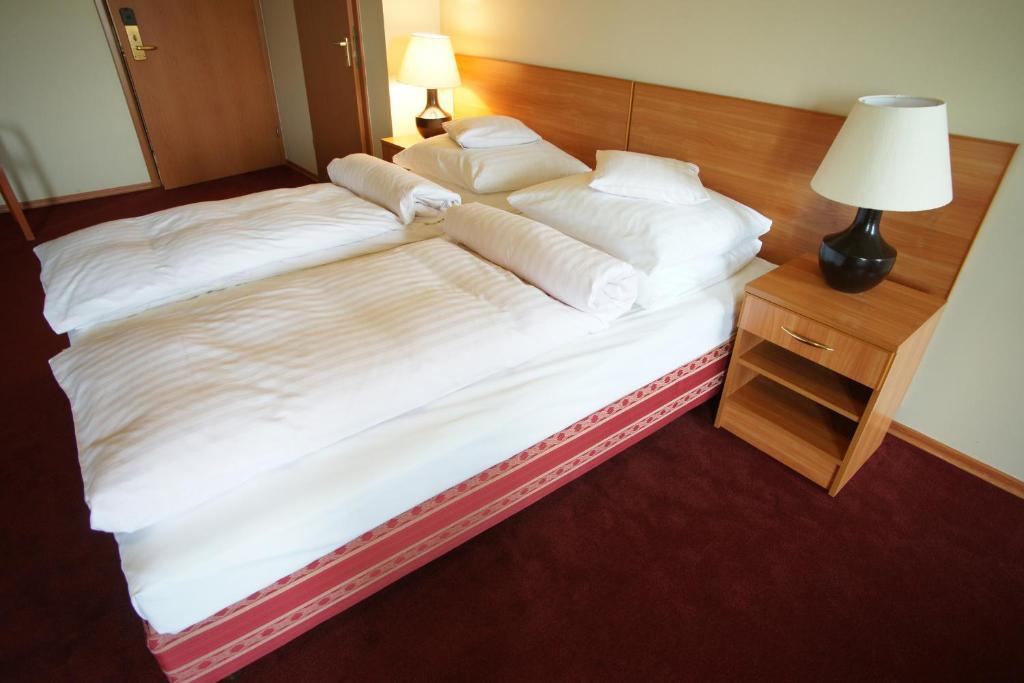 Hotel Grodzki Poznan Room photo